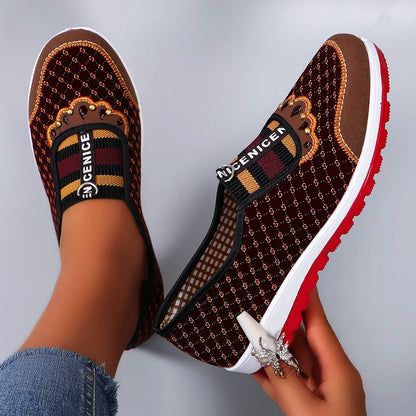 Breathable mesh flat casual sneakers