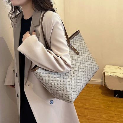 Leather Commuting Versatile Bag