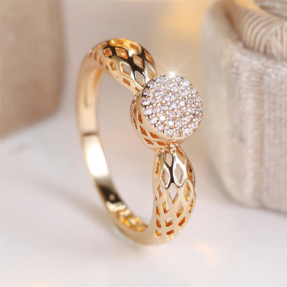 White Zircon Round Stone Hollow Metal Vintage Gold Rings