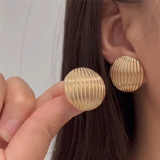 Vintage Geometric Striped Oval Clip on Earrings