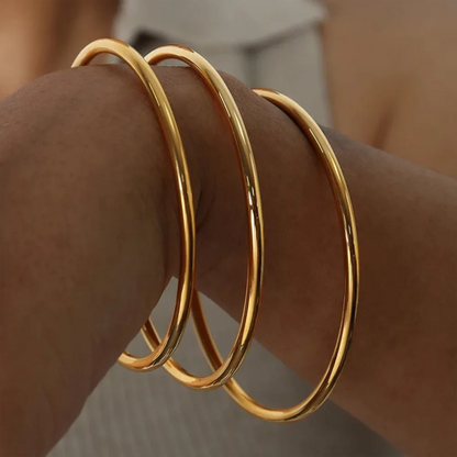 Round Minimalist Gold Bangle Bracelets