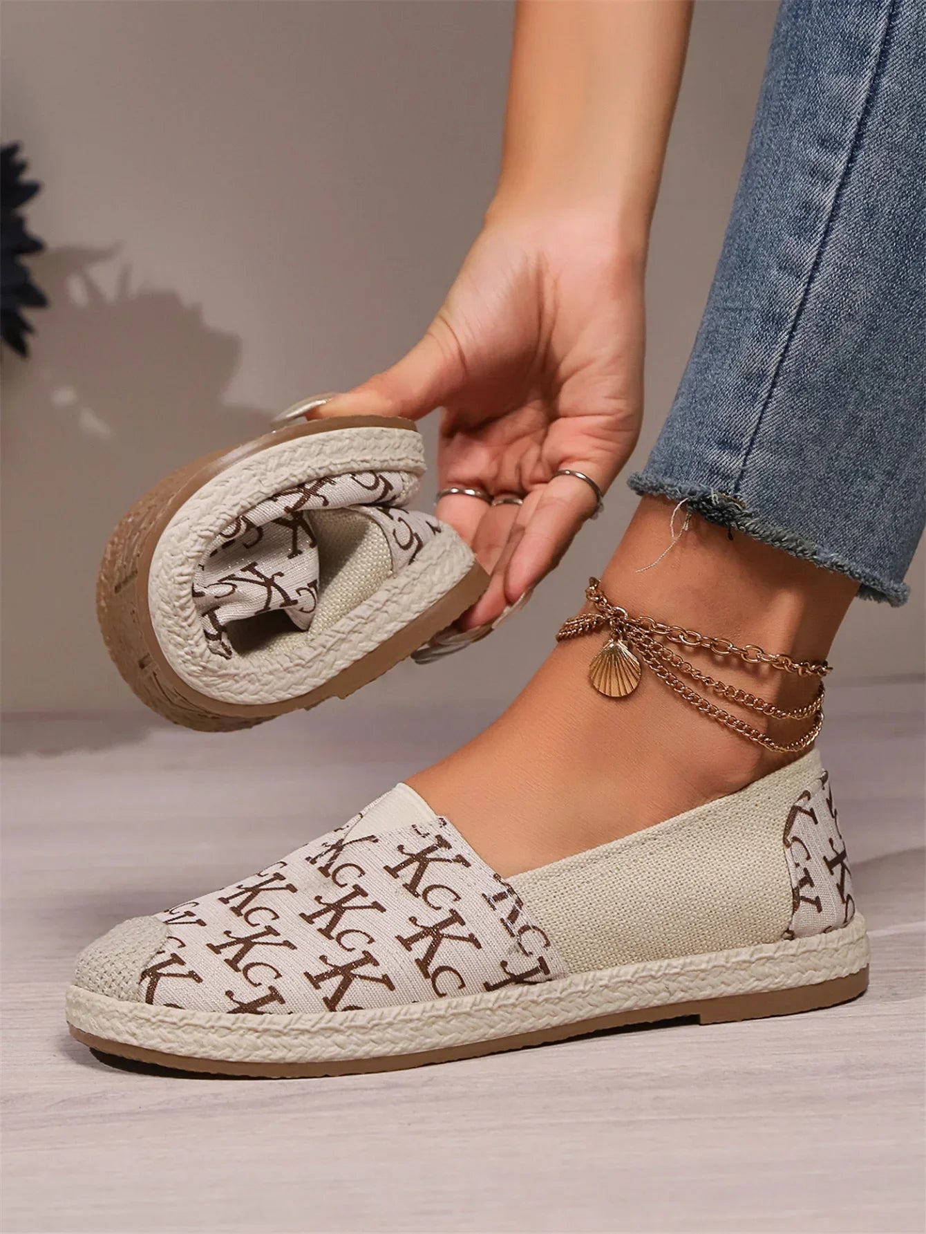 Handmade Lace Flats Breathable Shoes