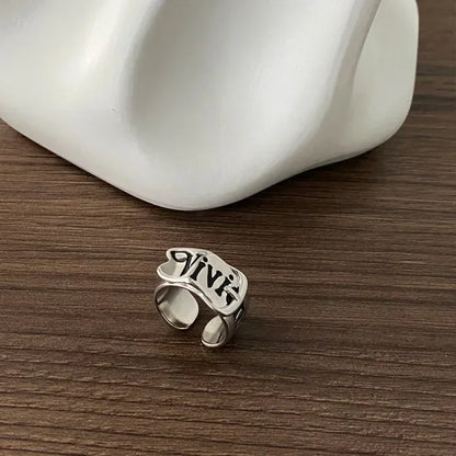 DANA Open Korean Letter Ring
