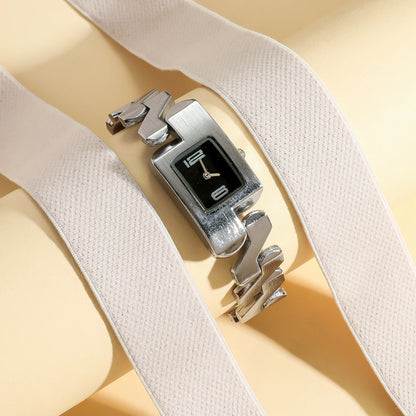 luxury mixed Arabic numeral dial quartz watch.