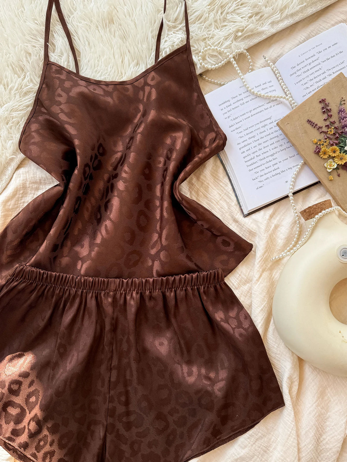 Leopard Elegant Sleepwear Round Neck Pajama Sets
