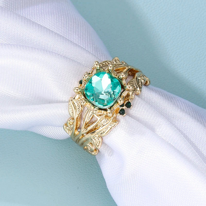 Ring Totem Green Zircon Ring