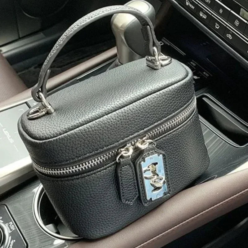 DANA Box Canvas Shoulder Bags