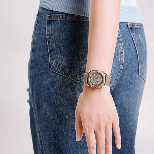 DANA Elegant Polygon Quartz Silicone Watch