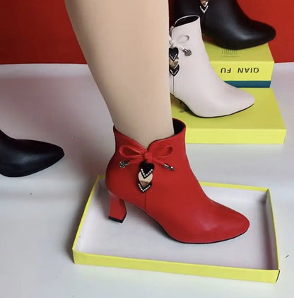 DANA high-heeled boots