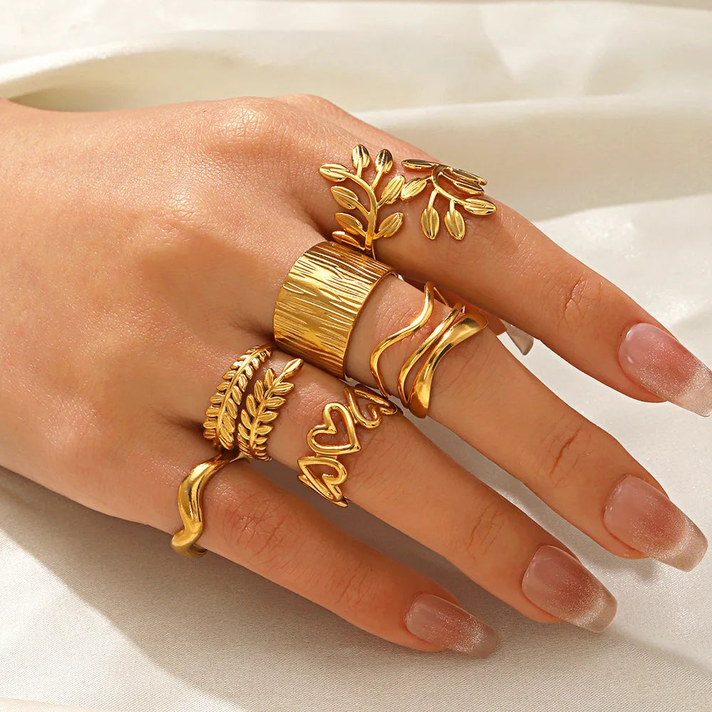 Gold Stainless Steel Heart Metal Hollow Waterproof Rings