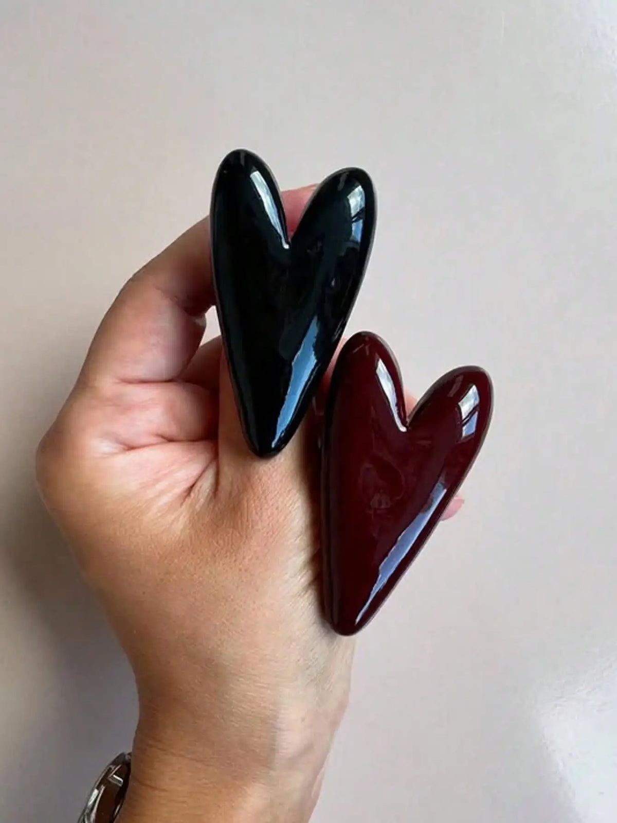 Vintage Oversized Glossy Resin Heart Sophisticated Elegant Rings