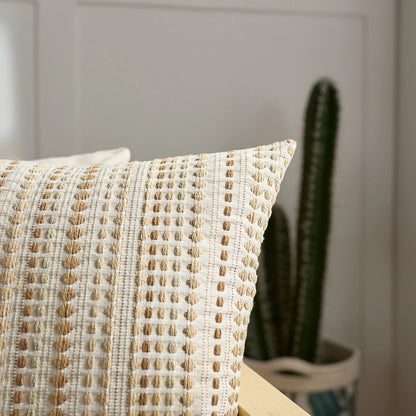 Modern Nordic style yarn-dyed polka dot pillow case