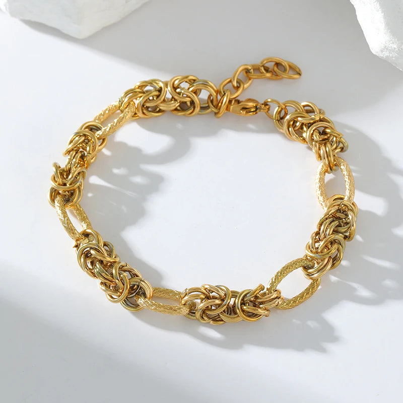 DANA Twisted 18K Gold Plated Bracelet