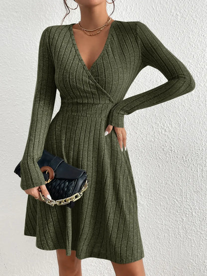 V-neck Sexy Big Swing Long-sleeved Dress