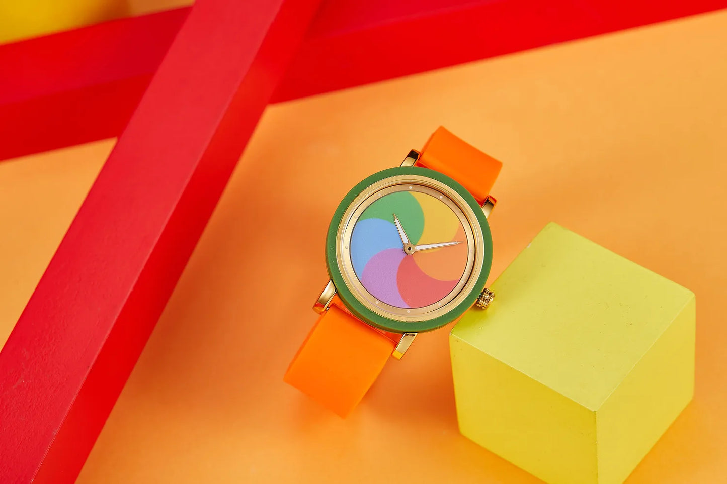 Rainbow rotating dial silicone strap watch