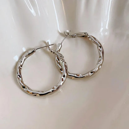 DANA Exaggerated Big Circle Hoop Earrings