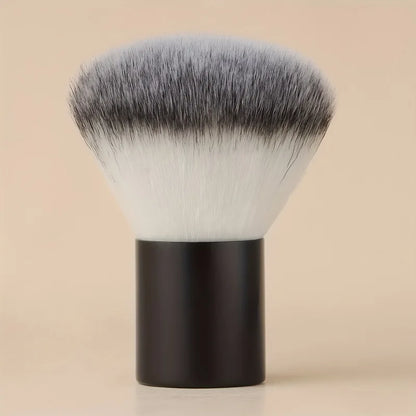 Fluffy Kabuki Brush Makeup Brush for Perfect Foundation Bronzer Highlighter