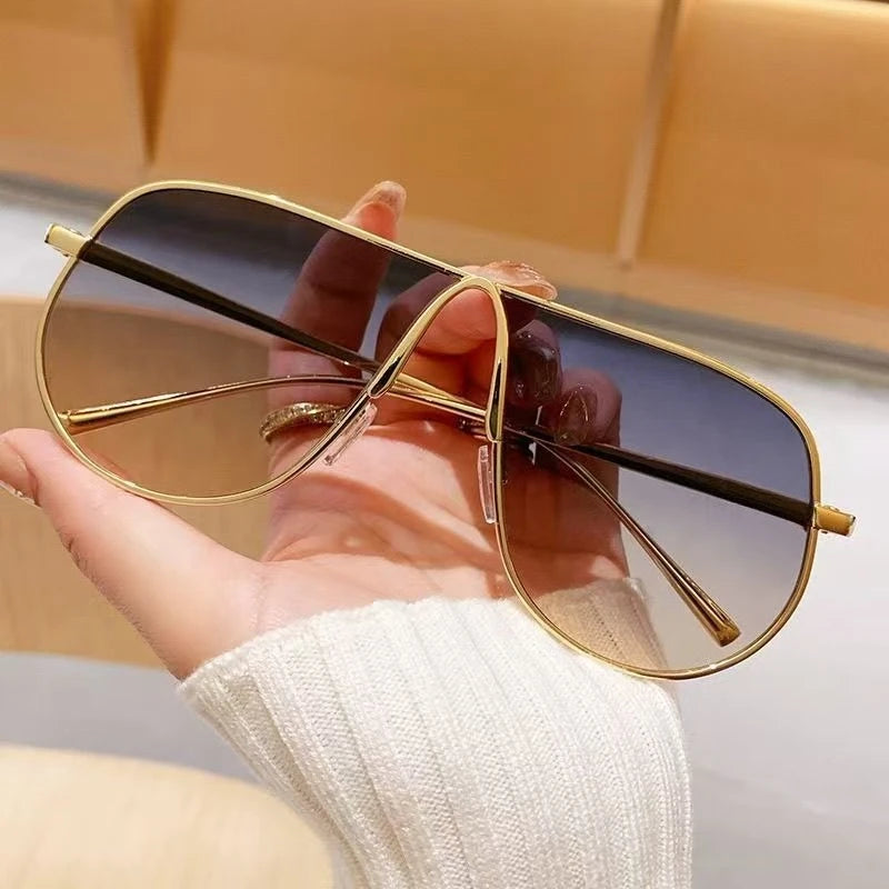 Oversize Square Vintage Alloy Gradient Elegant Sunglasses