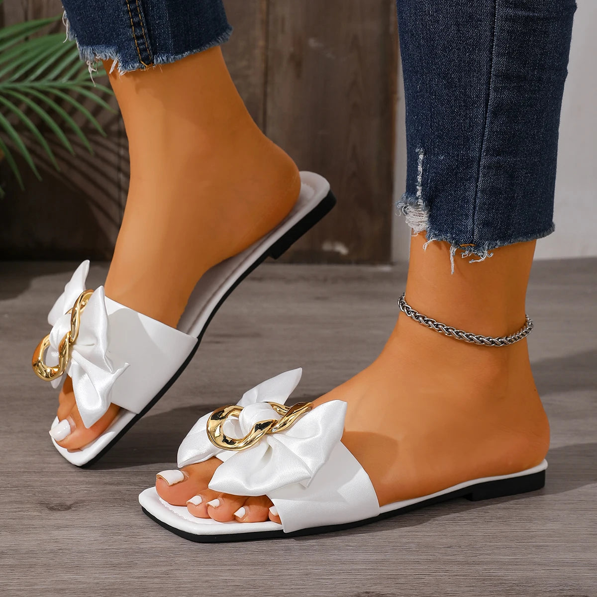 Square Headed Flat Anti Slip Bow Large Size Slippers