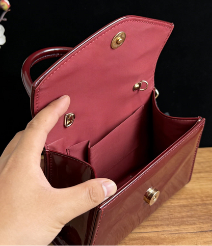 Vintage high-end glossy texture versatile handbag Dress