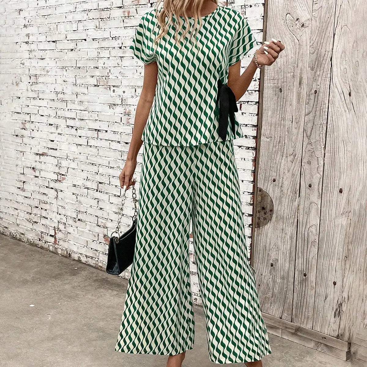 Geometric Wave Print Short Sleeve Tie Slit Wide Leg Pants Set