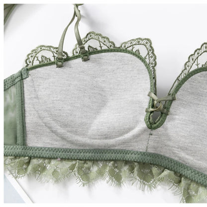 حمالة صدر مثيرة مطرزة بالزهور من الدانتيل