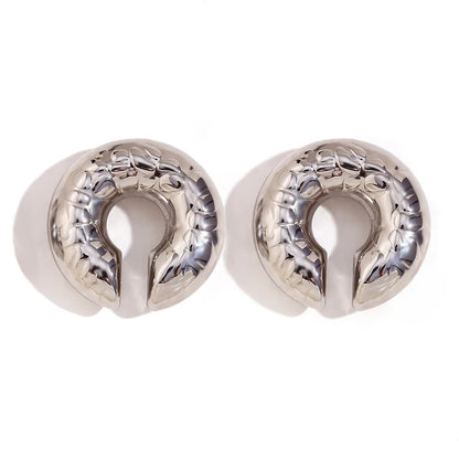 DANA Smooth Circle C Shape Clip Earrings