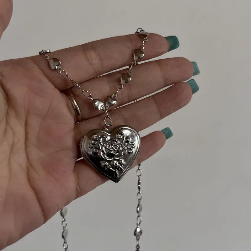 Romantic Heart Photo Locket Frame Pendant Necklace