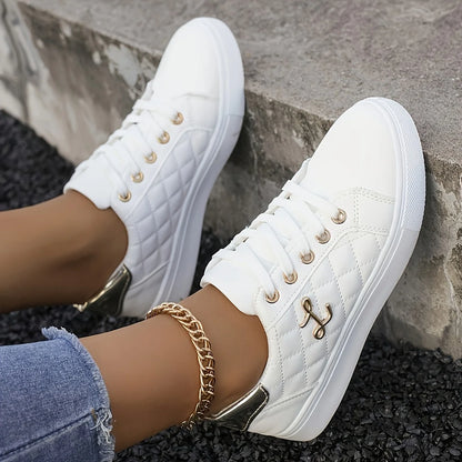 Lightweight Lace-Up Low-Top Casual Sneakers
