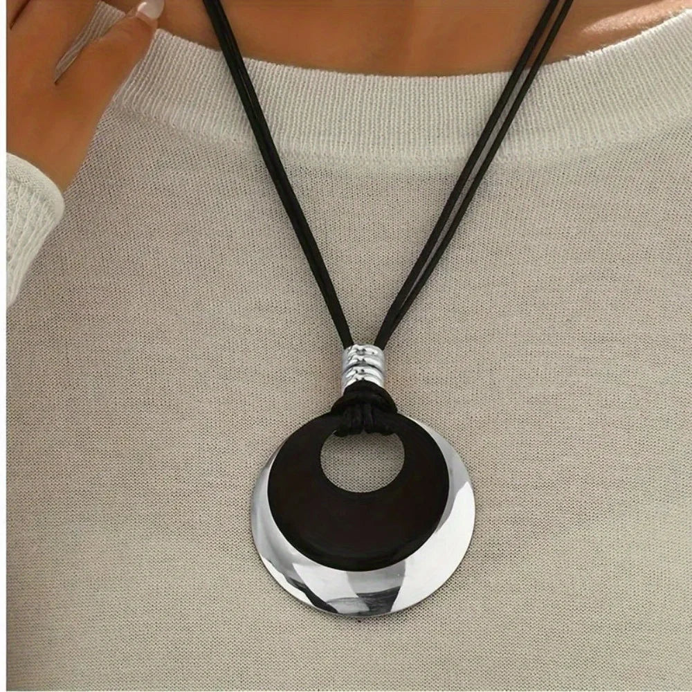 Bohemian Double-layer Round Leather Rope Pendant Necklace