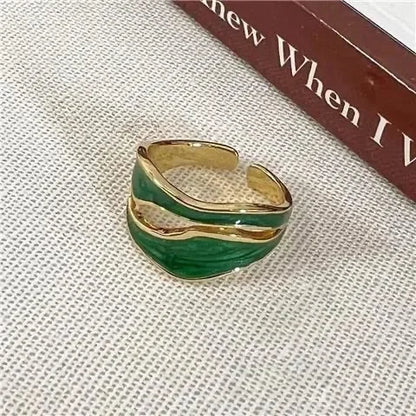 DANA White Enamel Metal Geometric Ring