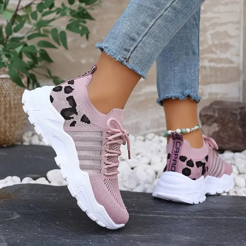 Leopard print lightweight casual sneakers