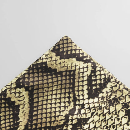 Falda ajustada de talle alto con estampado de piel de serpiente