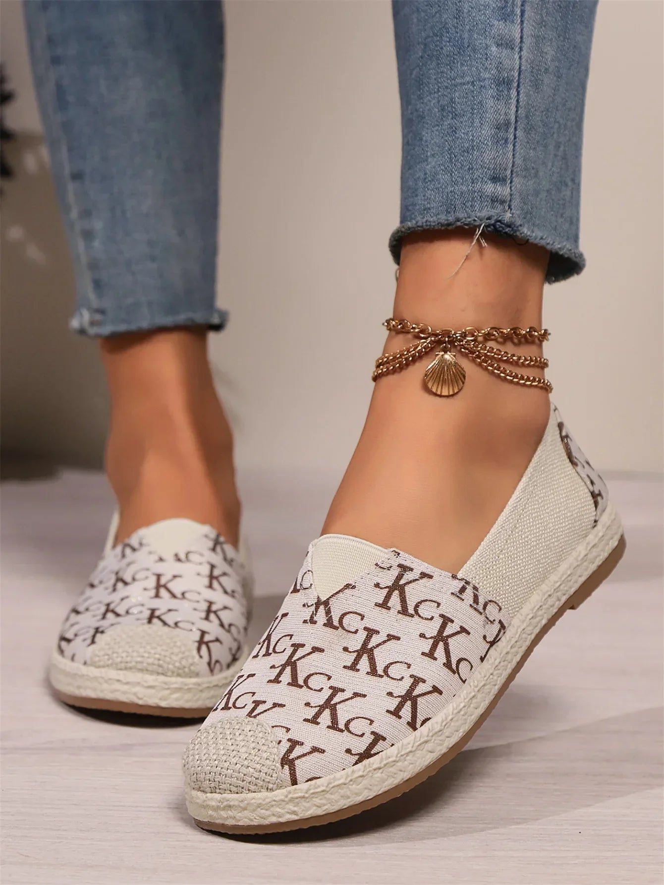 Handmade Lace Flats Breathable Shoes