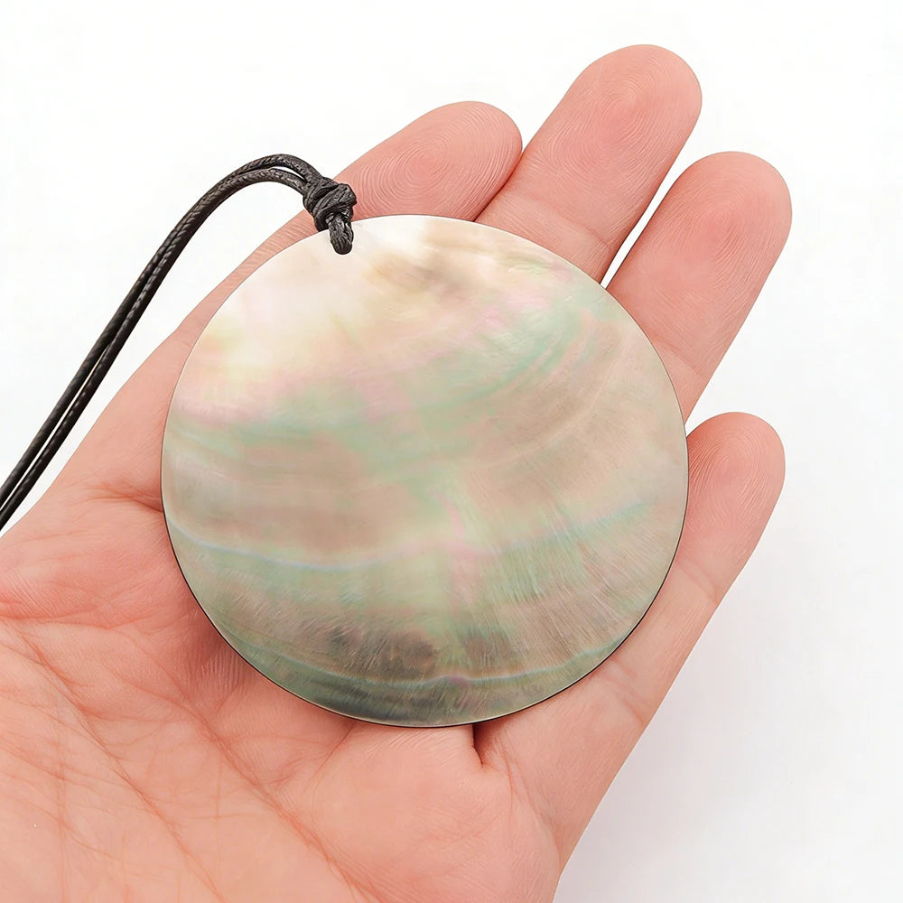 Colorful Large Natural Conch Shell Round Pendant Necklace