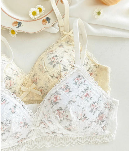 حمالة صدر شفافة من الدانتيل المثير مع أزهار