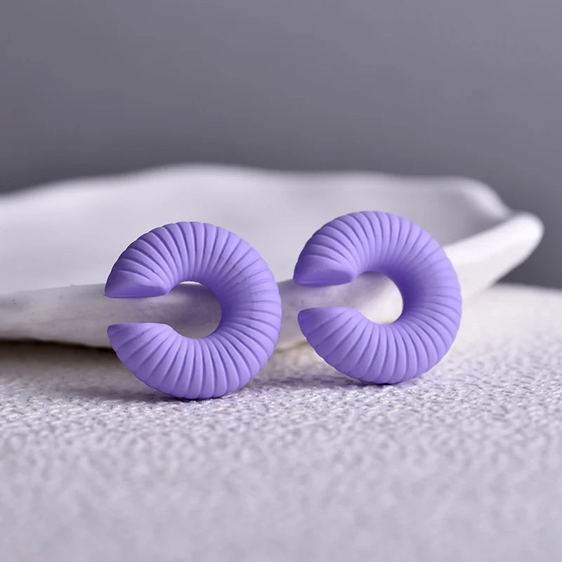 DANA Round Circle Clip Earrings