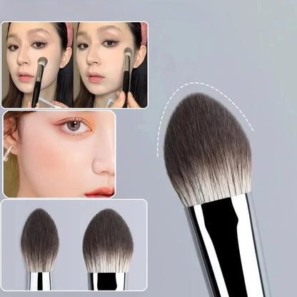 Peach Heart Blusher Brush Tool