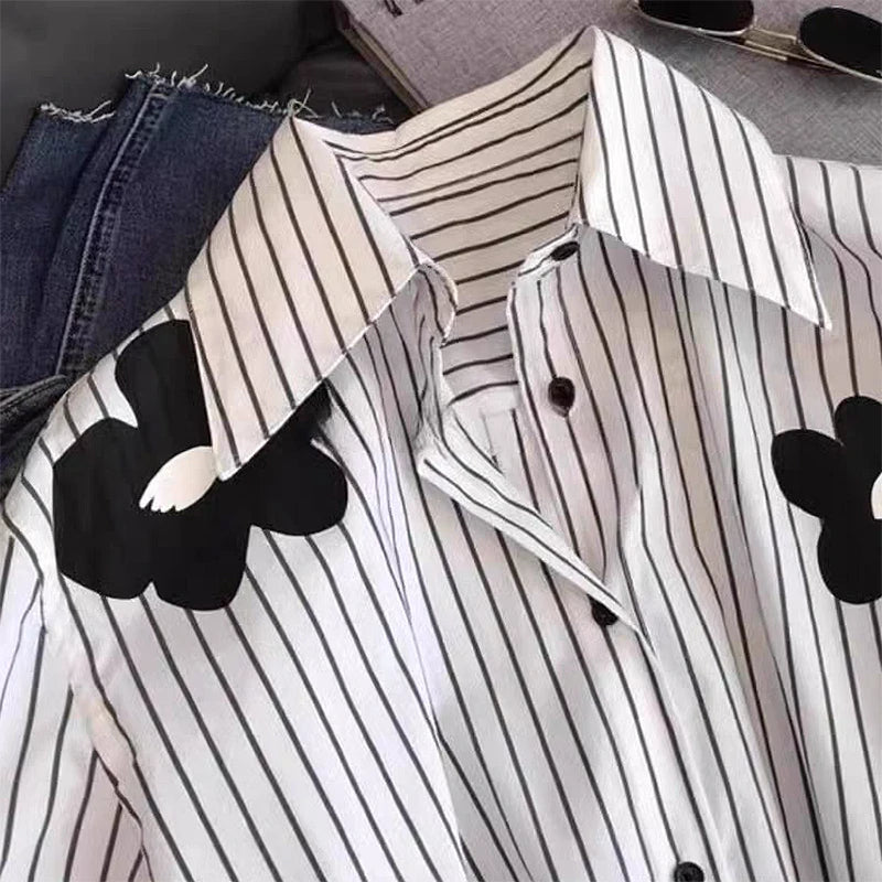 Flower Stripe Long Sleeved Loose Shirt