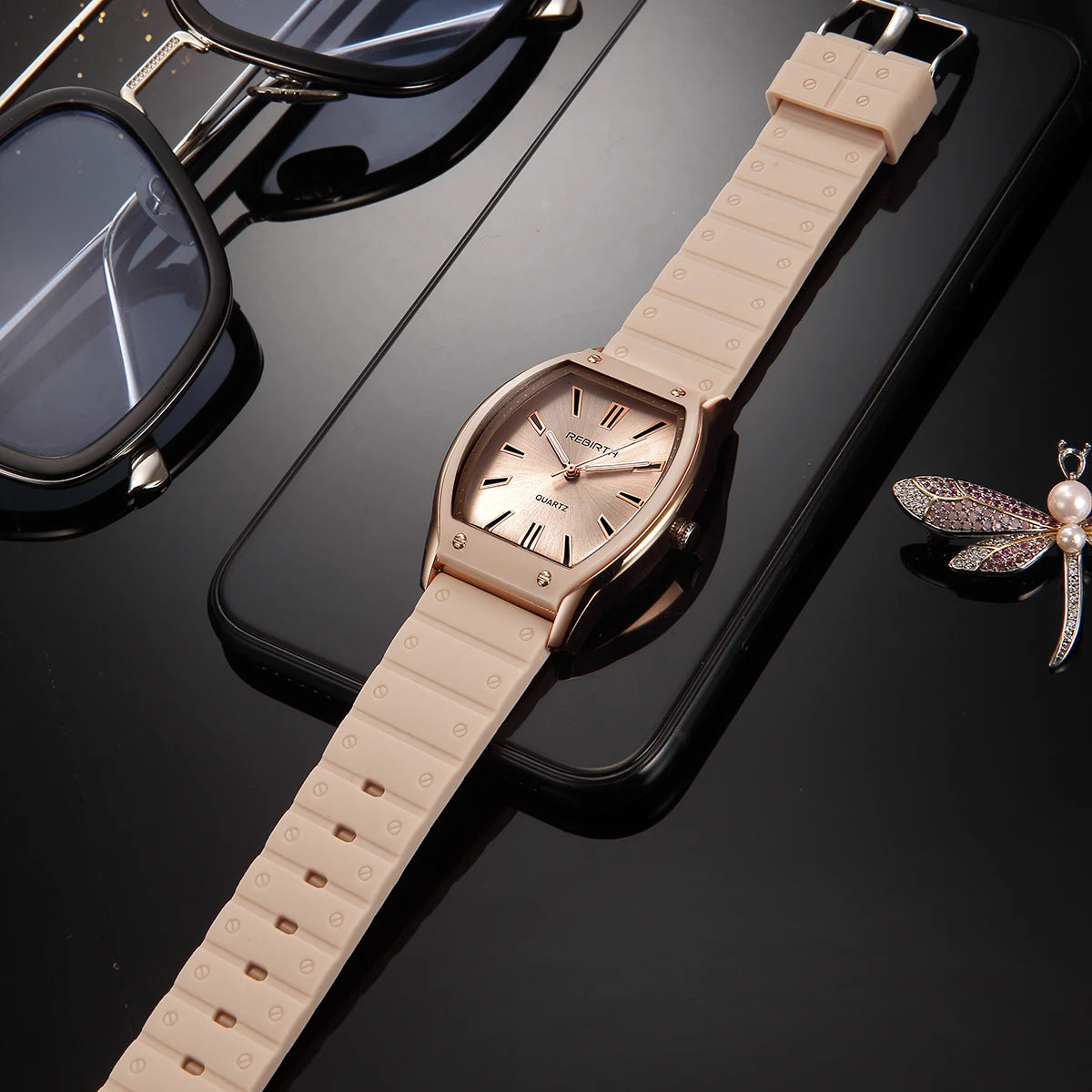 Casual Silicone Strap Quartz Watch