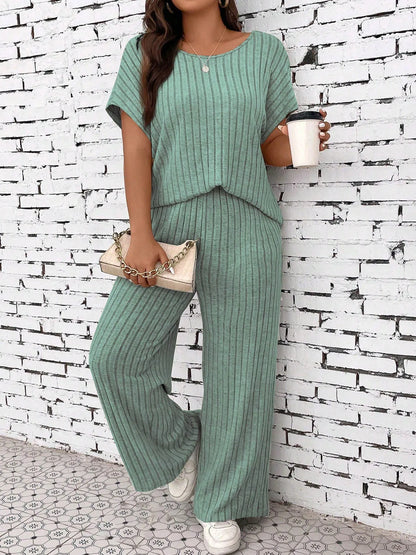 Plus Size Short Sleeve T-shirt & Straight Leg Set