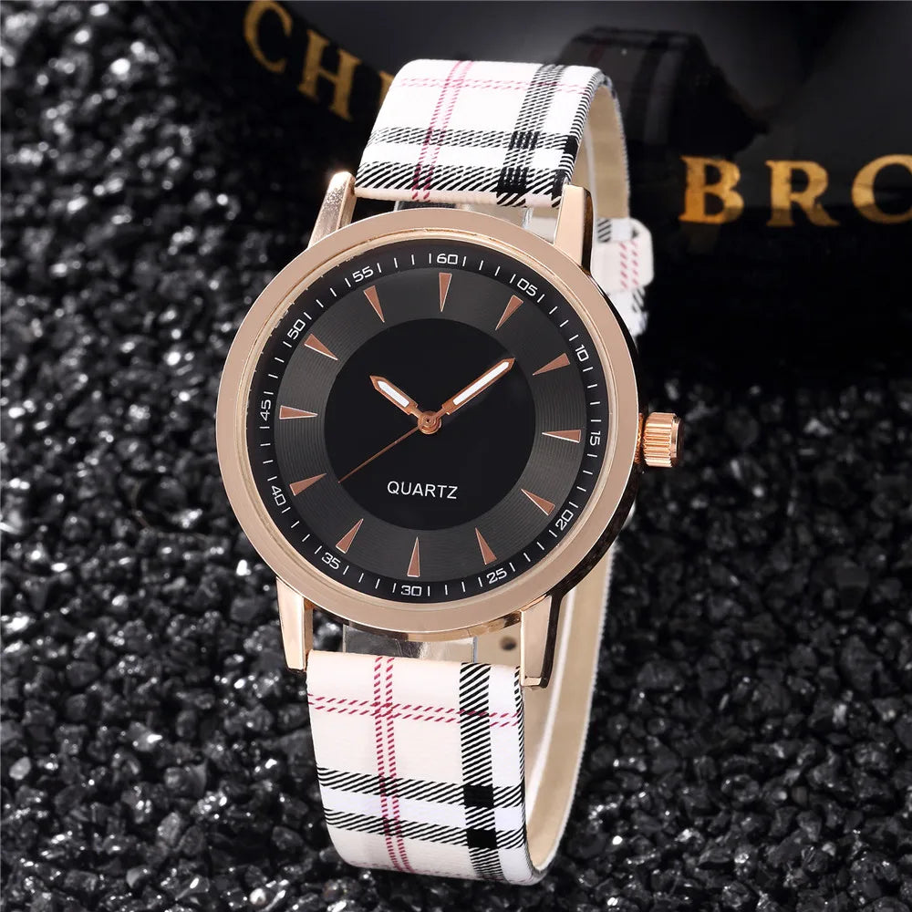 Vintage Plaid Leather Strap Quartz Wristwatches Watch