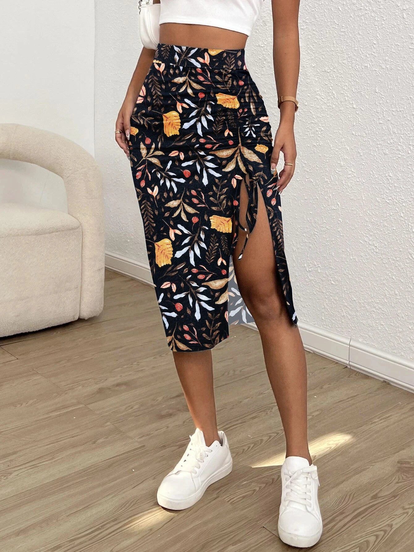 Falda casual hasta la rodilla con abertura en el muslo