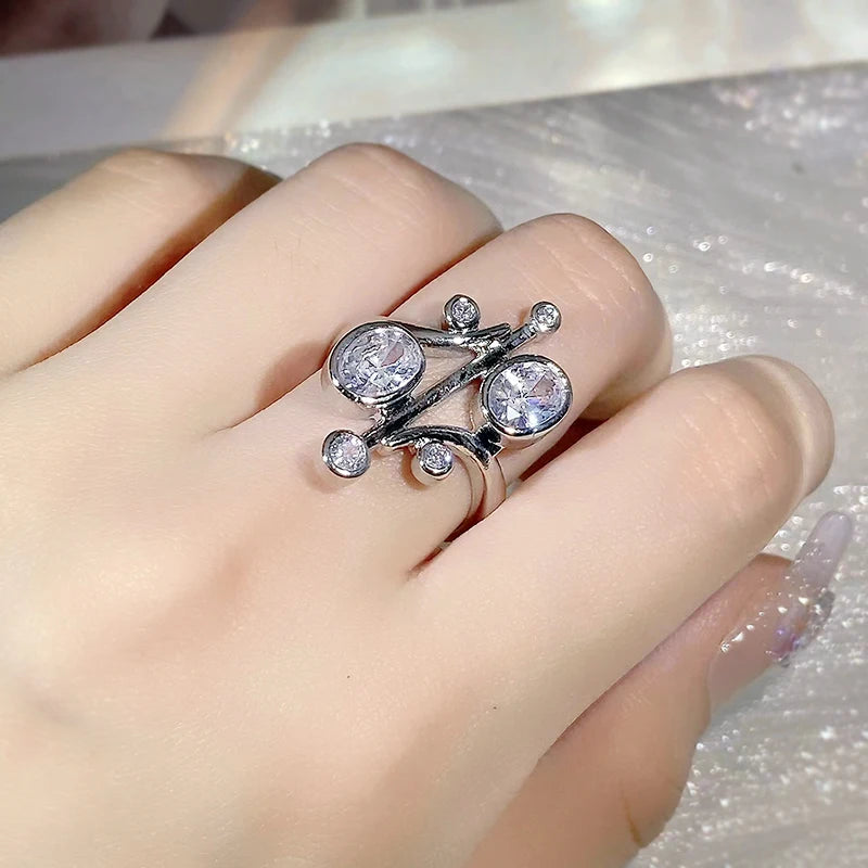 925 Silver Classic Geometric Zircon Oval Zircon Ring