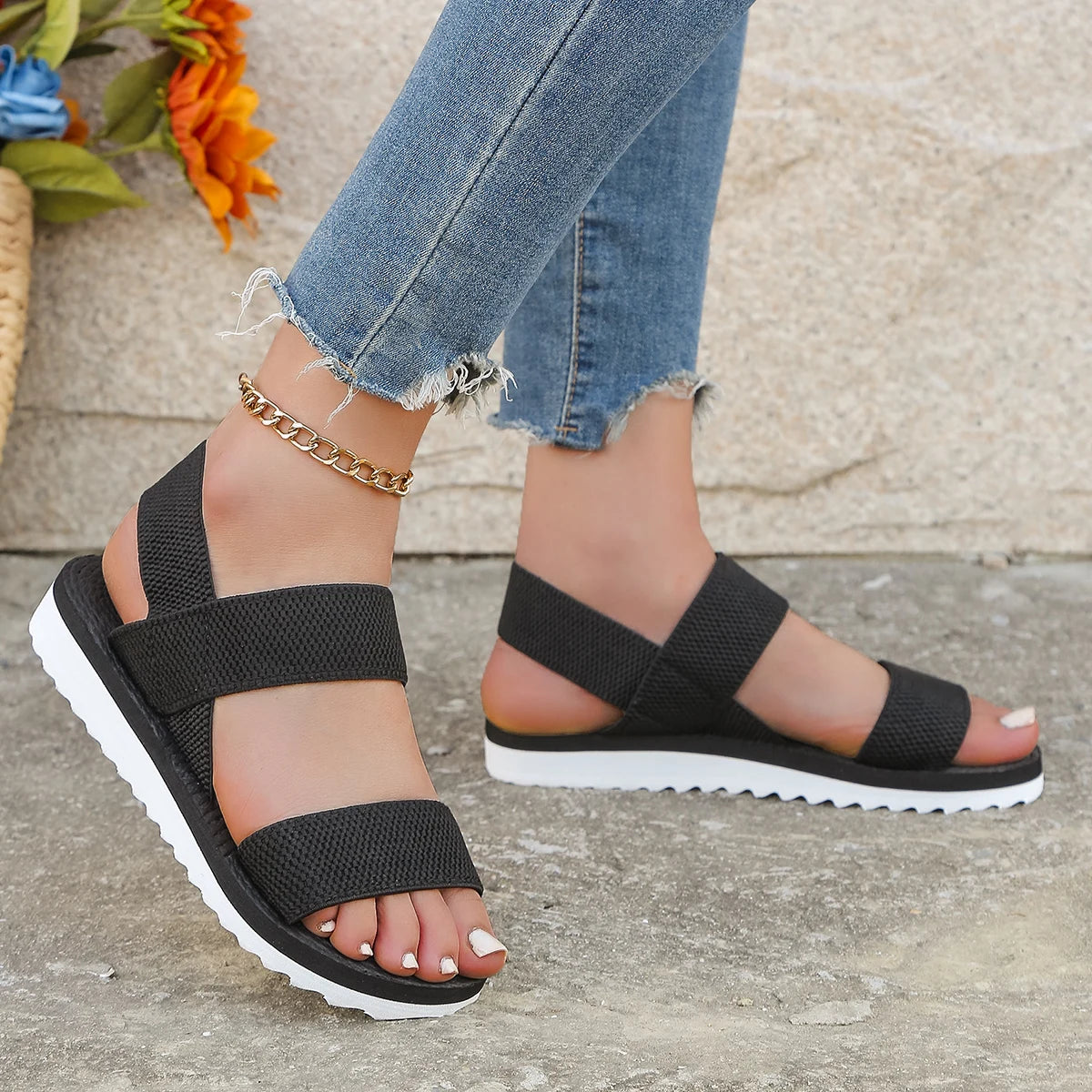 Anti-slip flat sandals