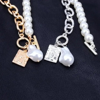 Vintage Baroque Pearl Square Pendant Alloy Pearl Necklace