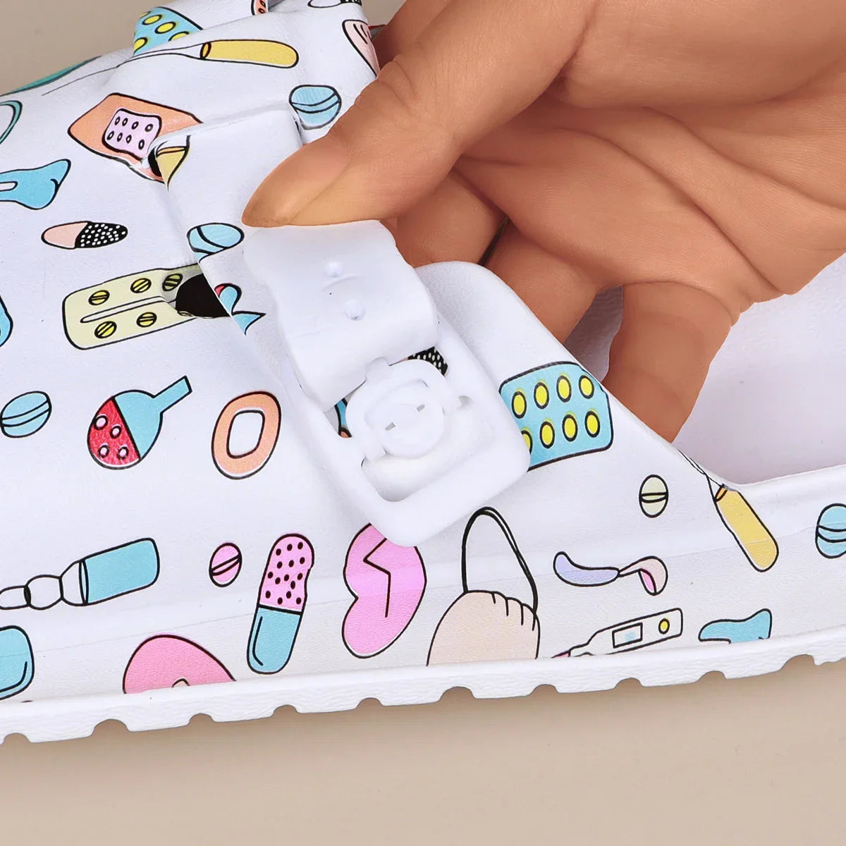 Cartoon Printing Adjustable Buckle Indoor Slippers