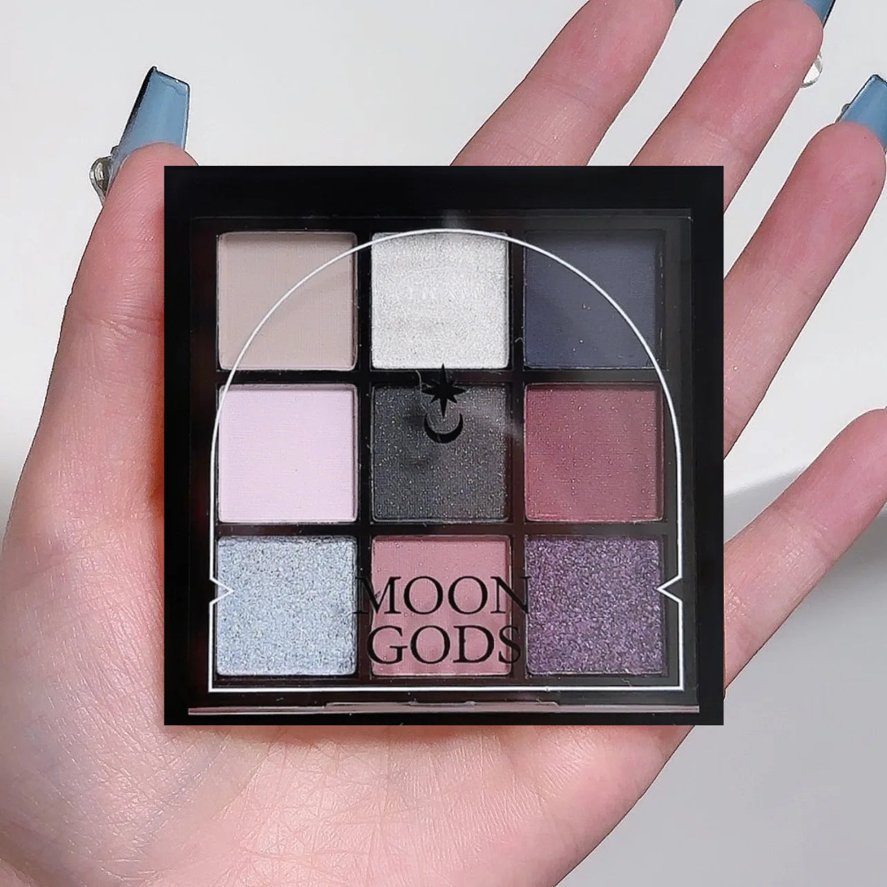 Moon Tray Beads Matte eyeshadow