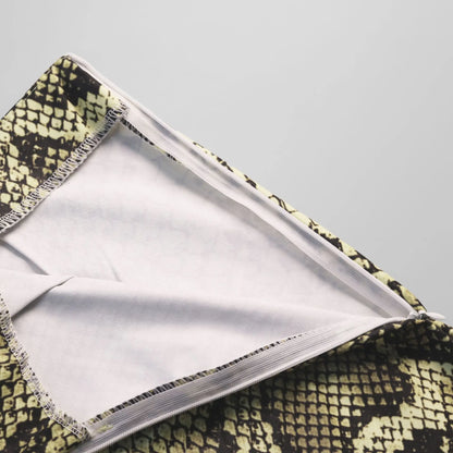 Falda ajustada de talle alto con estampado de piel de serpiente