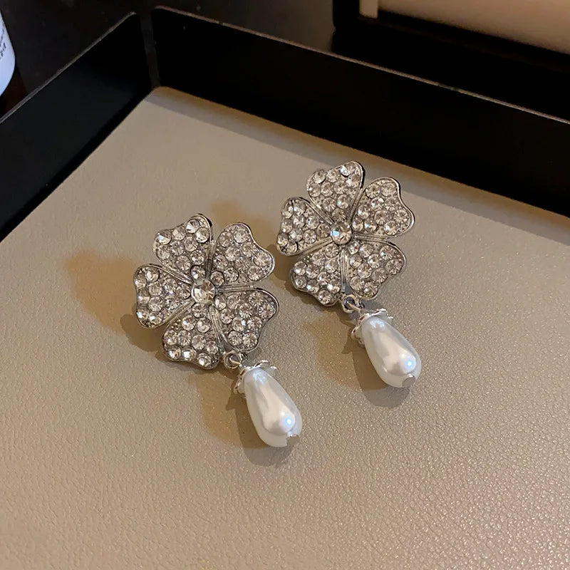 Rhinestone Flower Pearl Necklaces Jewelry Sets